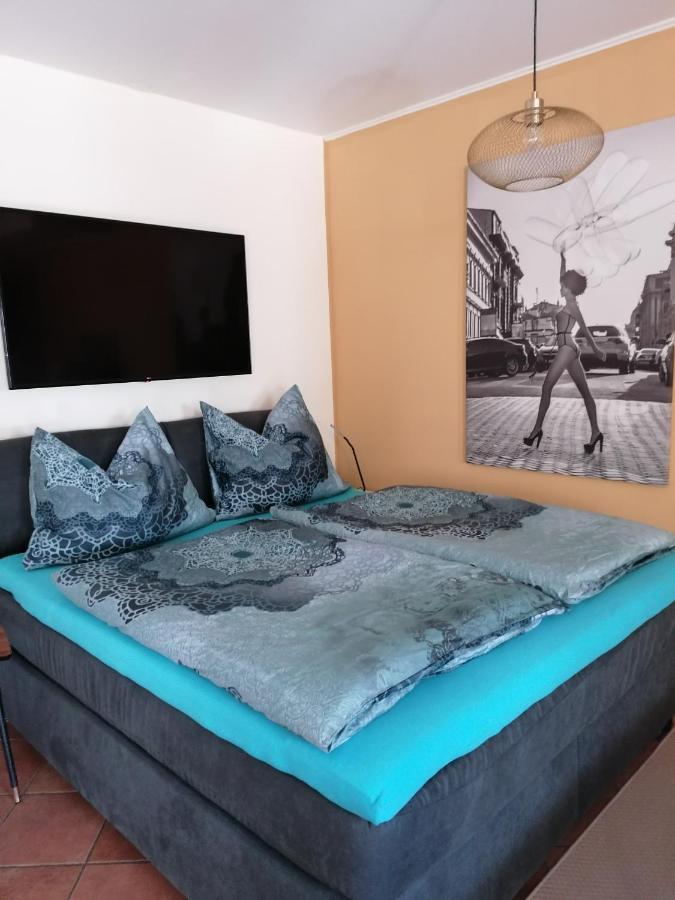Ferienwohnung Schuhmann Mit Wintergarten Und Garten Therme Aquapulco Und Ikuna Erlebnispark, Zoo Schmiding 20 Min Mit Auto Entfernt Ab 3 Naechte Buchbar Hinzenbach Buitenkant foto