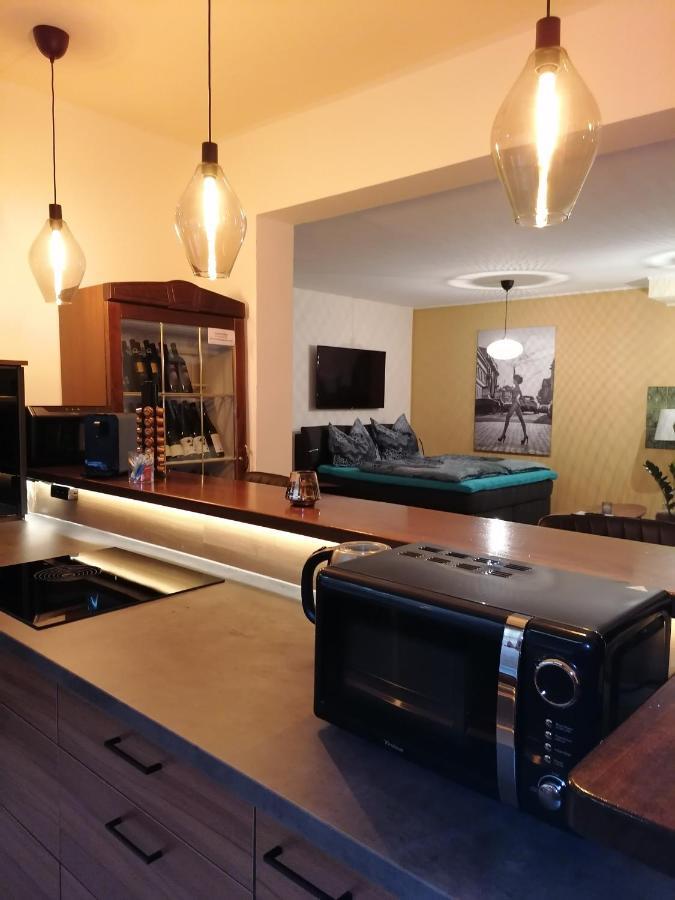 Ferienwohnung Schuhmann Mit Wintergarten Und Garten Therme Aquapulco Und Ikuna Erlebnispark, Zoo Schmiding 20 Min Mit Auto Entfernt Ab 3 Naechte Buchbar Hinzenbach Buitenkant foto