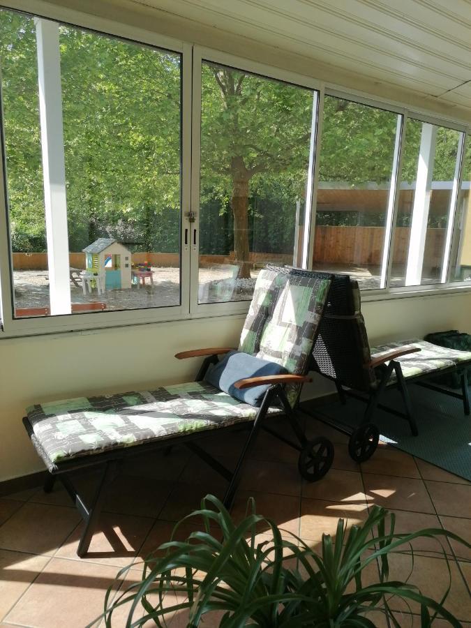 Ferienwohnung Schuhmann Mit Wintergarten Und Garten Therme Aquapulco Und Ikuna Erlebnispark, Zoo Schmiding 20 Min Mit Auto Entfernt Ab 3 Naechte Buchbar Hinzenbach Buitenkant foto